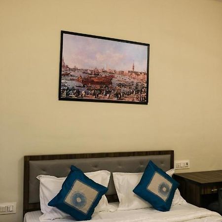 Hotel Vrc Мумбаї Екстер'єр фото